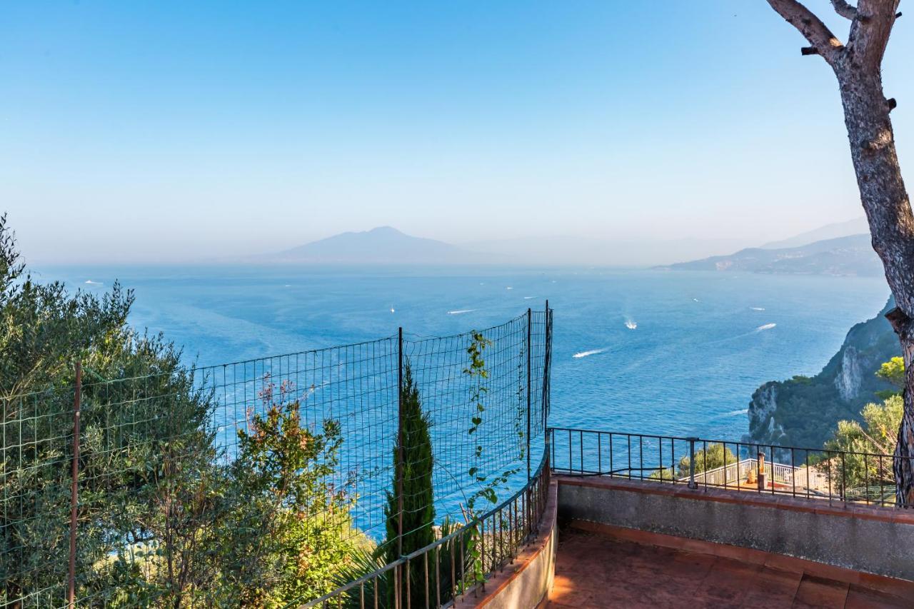 Capri Turquoise By Napoliapartments Luaran gambar