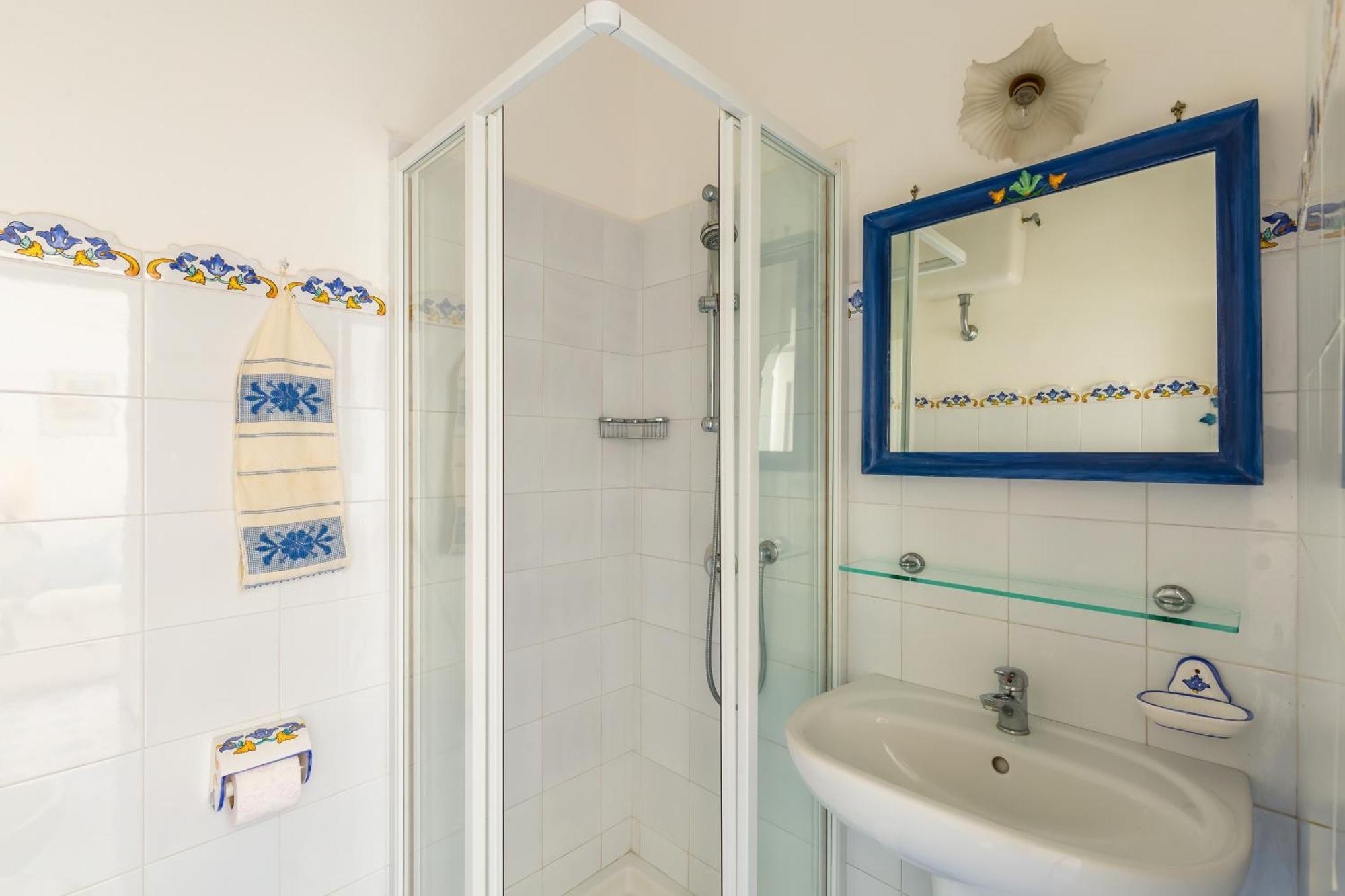 Capri Turquoise By Napoliapartments Luaran gambar